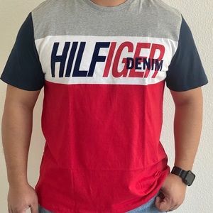 Tommy Hilfiger T-shirt ^